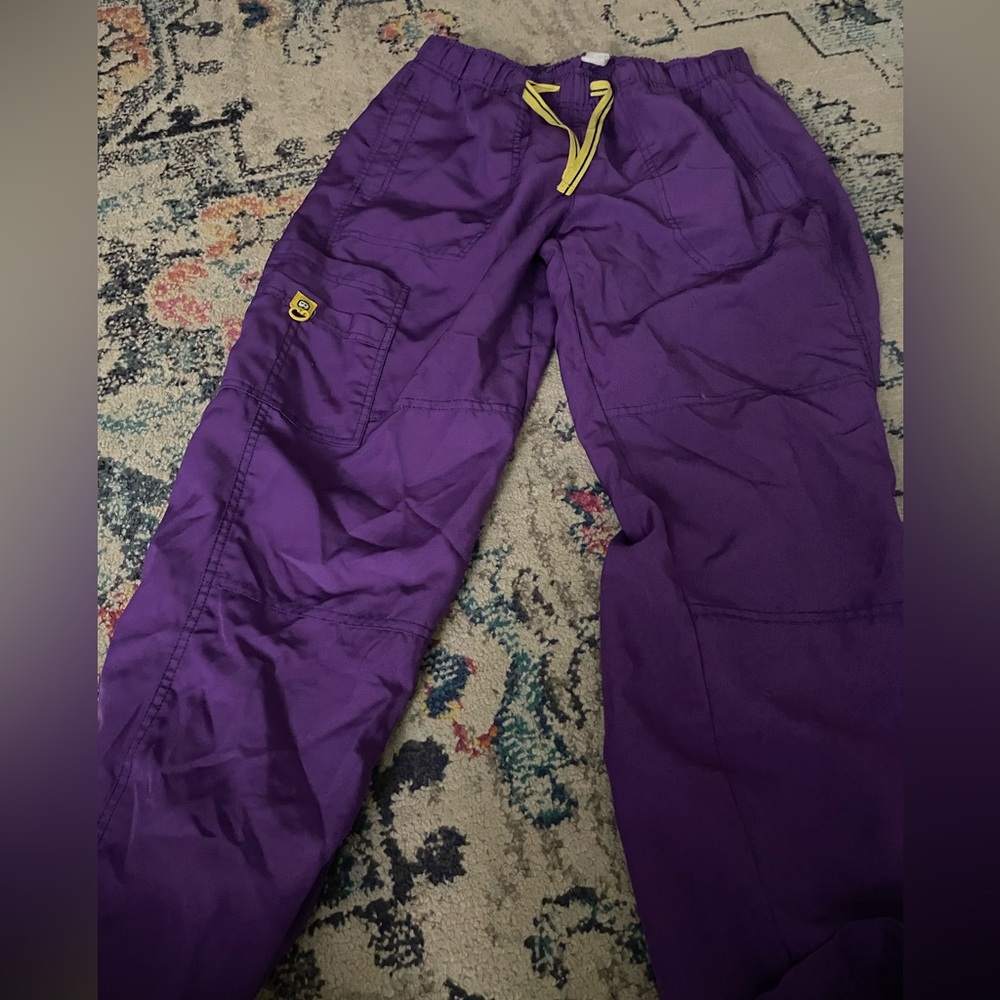 Scrub pants